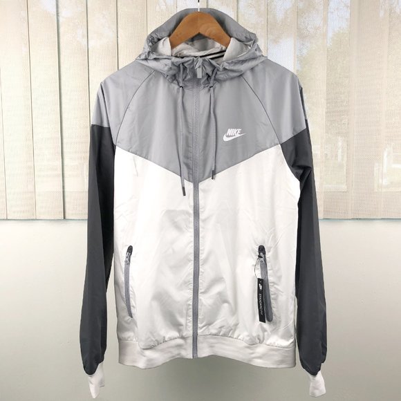 nike windrunner hoodie